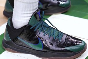 Ning在雄鹿比赛中连败，惊险取胜引发热议！(nba雄鹿队比赛视频)